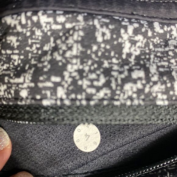 Lululemon run Inspire crop leggings black white 4 - Picture 6 of 6